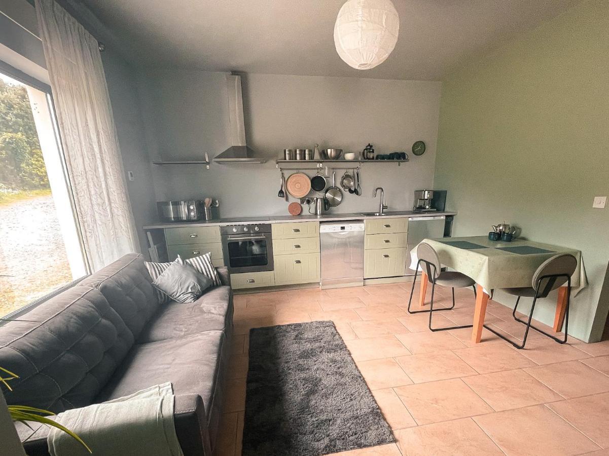 The Blue Door Apartment Cahersiveen Εξωτερικό φωτογραφία